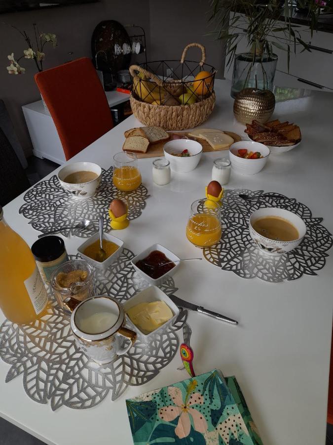 Chambre Dans Un Ecrin De Verdure Angrie Exteriör bild