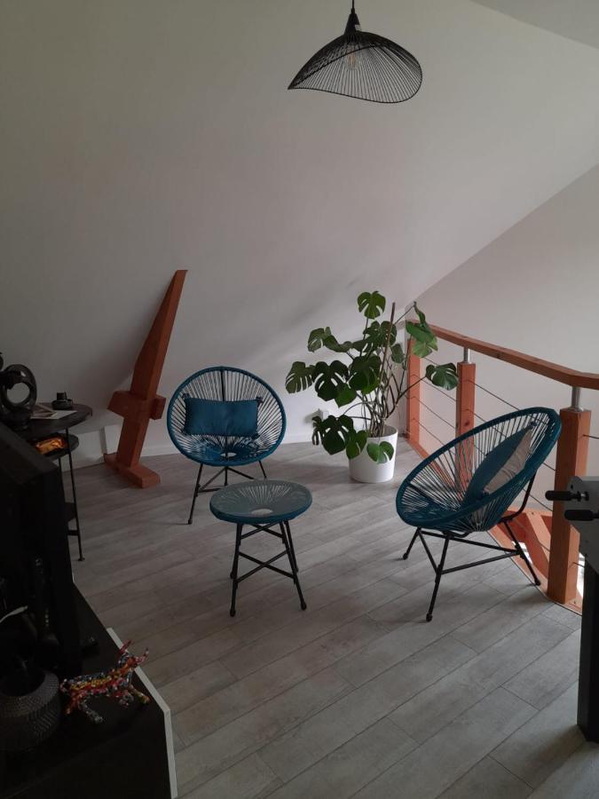 Chambre Dans Un Ecrin De Verdure Angrie Exteriör bild