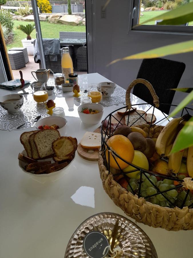 Chambre Dans Un Ecrin De Verdure Angrie Exteriör bild